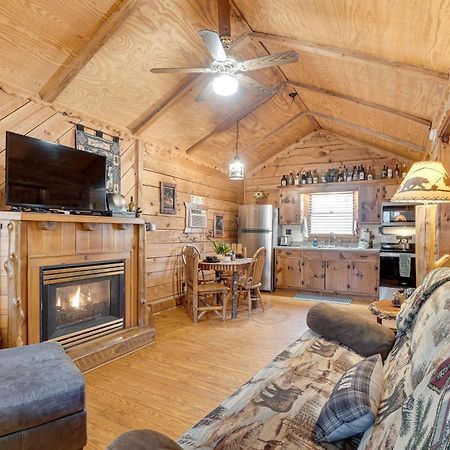 Secluded Family Retreat In Dahlonega With Hot Tub! Villa Exteriör bild