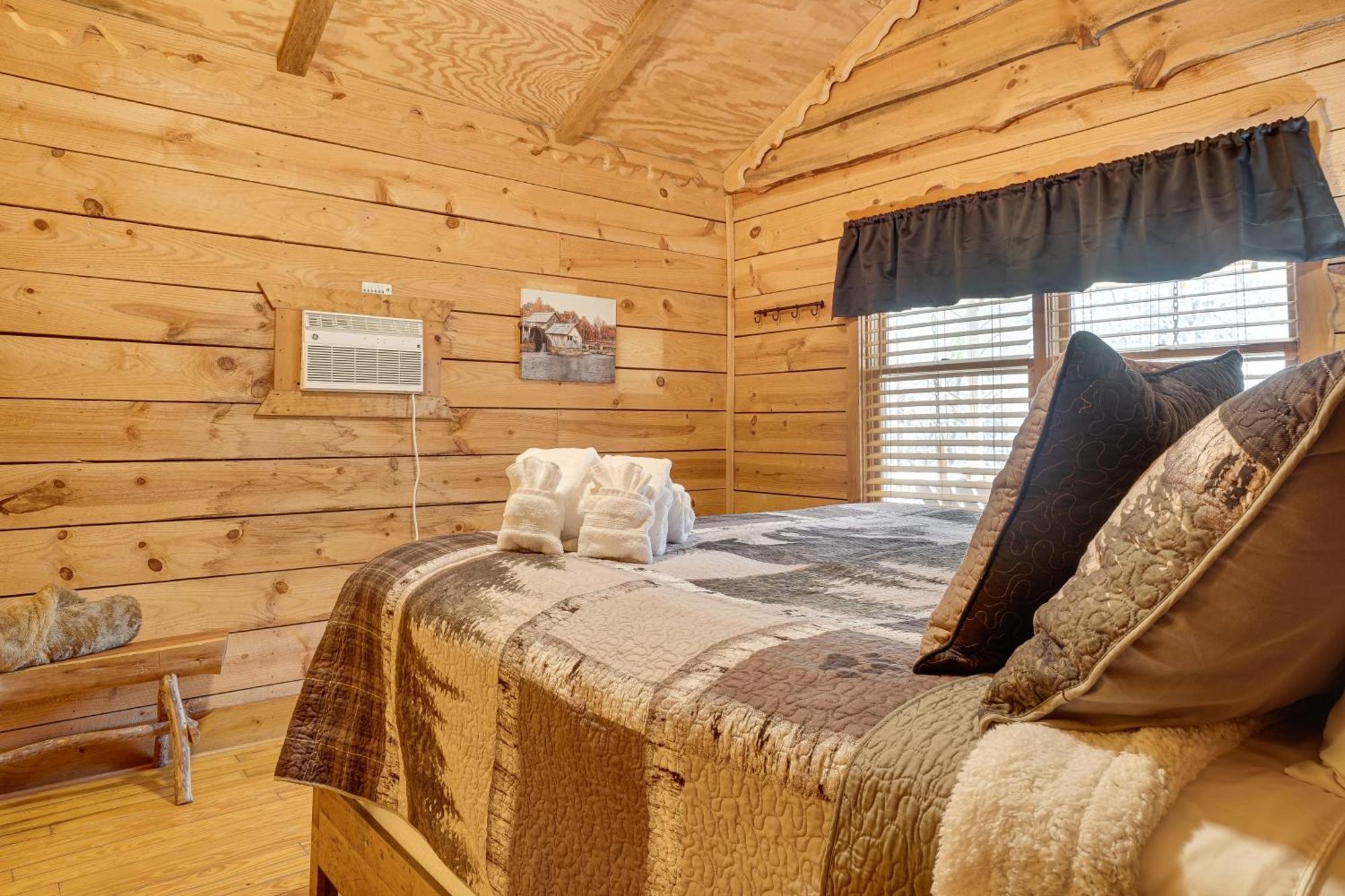 Secluded Family Retreat In Dahlonega With Hot Tub! Villa Exteriör bild